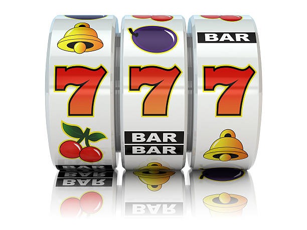 pakong mobile app interface showing live-dealer tables and slot games