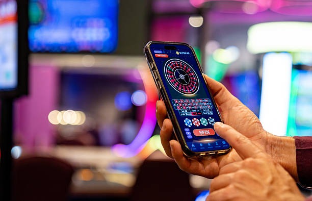Dealer executing card draw in real-time Hot Pot session